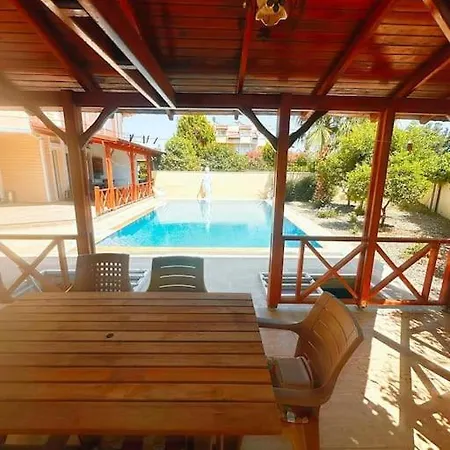 Peaceful Villas-patio-garden Villa